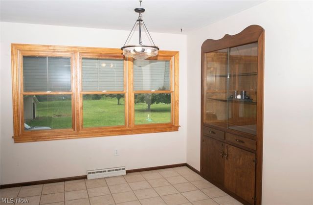 1575 Niles Cortland Road NE, Warren, OH 44484