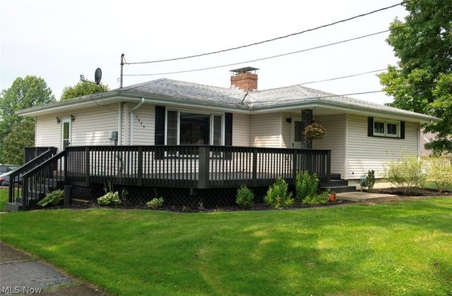 1575 Niles Cortland Road NE, Warren, OH 44484