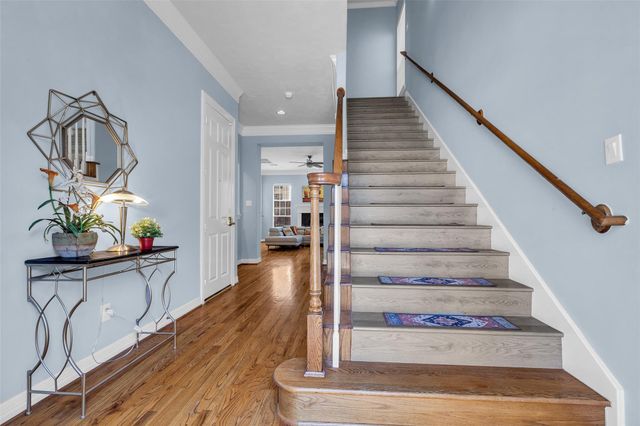 2819 Briarhurst Park, Houston, TX 77057
