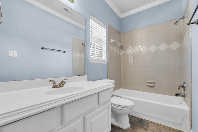 2819 Briarhurst Park, Houston, TX 77057