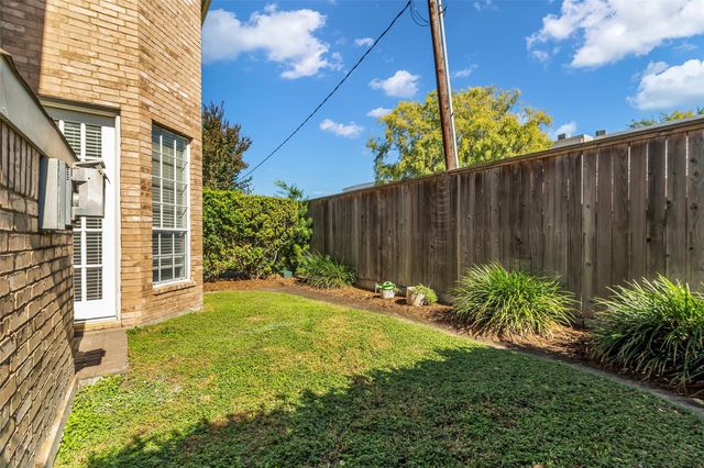 2819 Briarhurst Park, Houston, TX 77057
