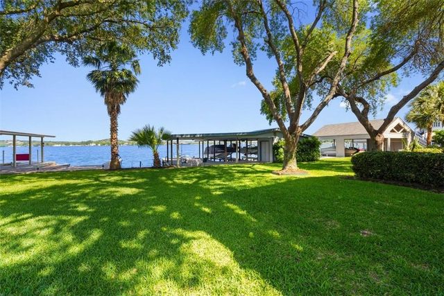 132 Web Isle DR, Marble Falls, TX 78654