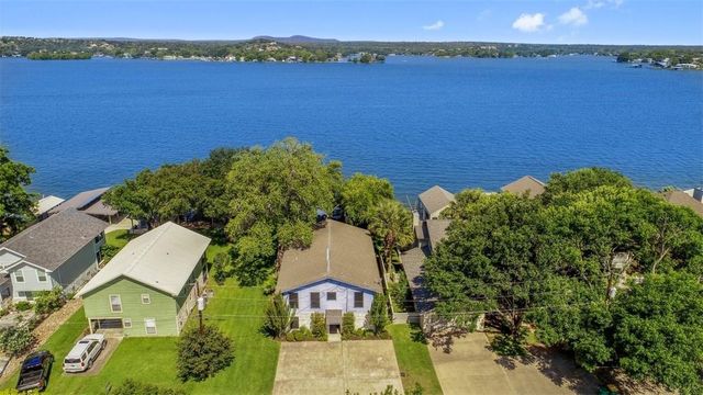 132 Web Isle DR, Marble Falls, TX 78654