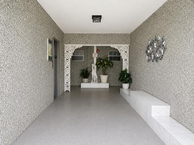 1201 Hillcrest Court 315, Hollywood, FL 33021