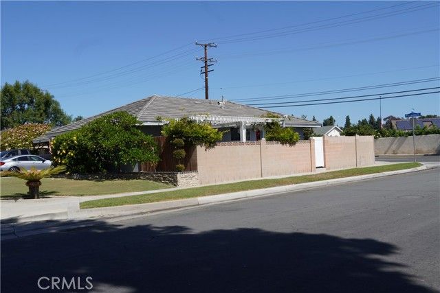 2454 Beacon Street, Fullerton, CA 92835