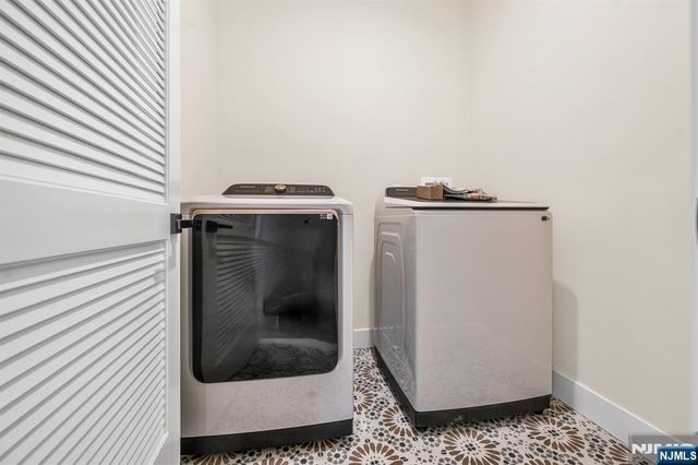 623 Alberta Drive, Paramus, NJ 07652