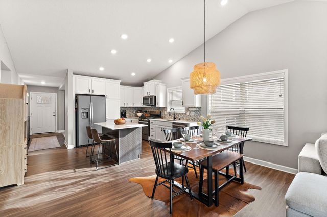 1444 Nutmeg Circle, Carver, MN 55315