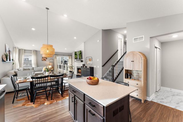 1444 Nutmeg Circle, Carver, MN 55315