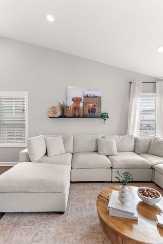 1444 Nutmeg Circle, Carver, MN 55315