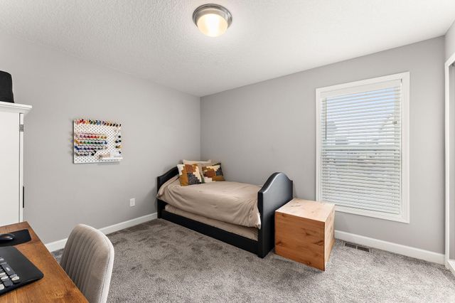 1444 Nutmeg Circle, Carver, MN 55315