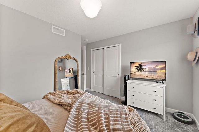 1444 Nutmeg Circle, Carver, MN 55315