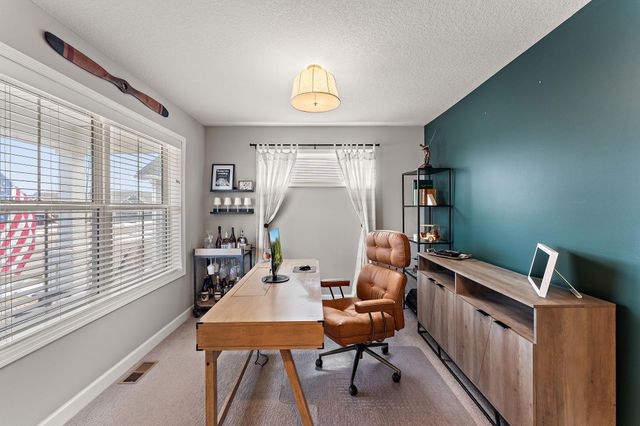 1444 Nutmeg Circle, Carver, MN 55315