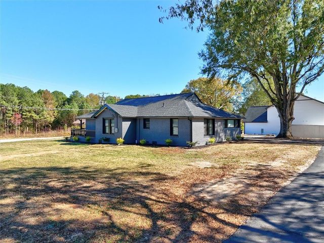 801 Cherokee Road, Williamston, SC 29697