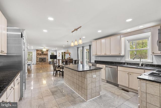 230 AMBLESIDE DR, Severna Park, MD 21146