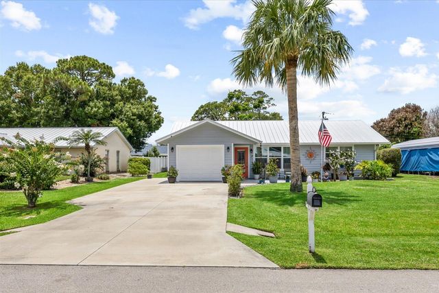 215 19th Avenue, Vero Beach, FL 32962