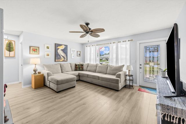 215 19th Avenue, Vero Beach, FL 32962