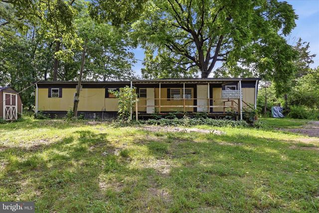 110 OLD TRAIL WAY, Harpers Ferry, WV 25425