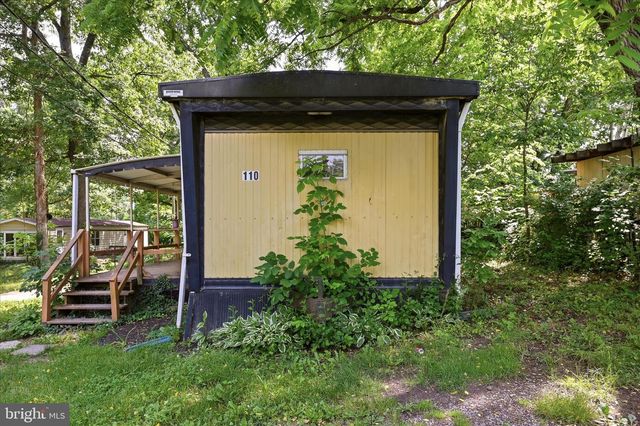 110 OLD TRAIL WAY, Harpers Ferry, WV 25425