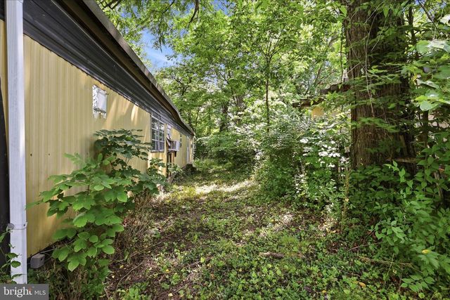 110 OLD TRAIL WAY, Harpers Ferry, WV 25425