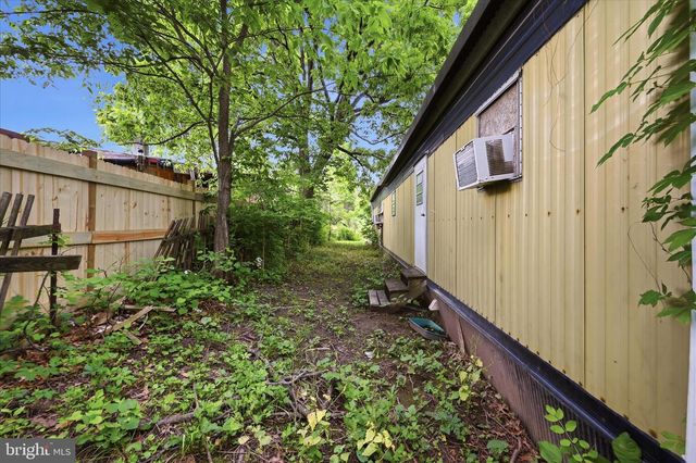 110 OLD TRAIL WAY, Harpers Ferry, WV 25425