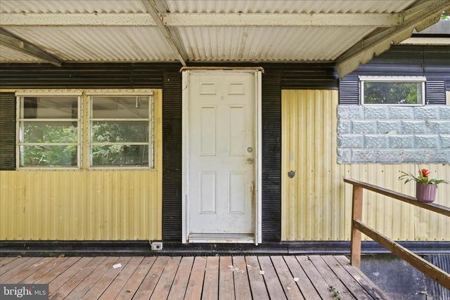 110 OLD TRAIL WAY, Harpers Ferry, WV 25425