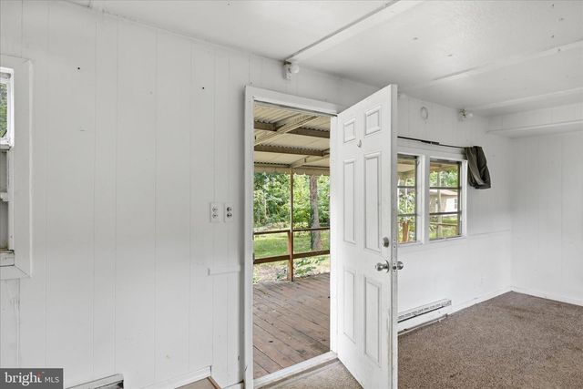 110 OLD TRAIL WAY, Harpers Ferry, WV 25425