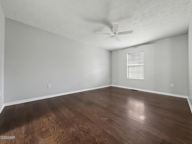 1916 Big Chiefs Skyview Drive, Sevierville, TN 37876