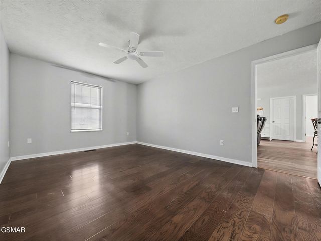 1916 Big Chiefs Skyview Drive, Sevierville, TN 37876