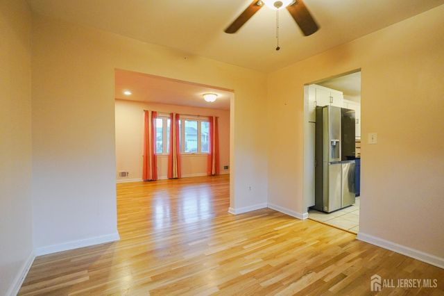 3 E Charles Court, Edison, NJ 08820