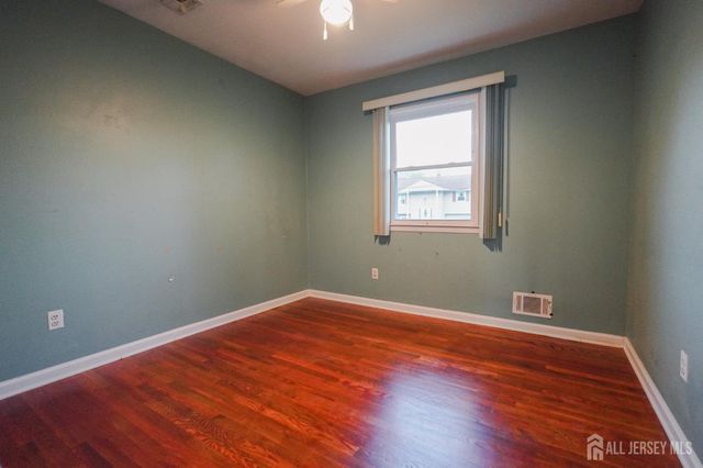 3 E Charles Court, Edison, NJ 08820