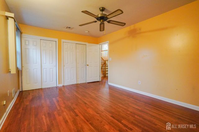 3 E Charles Court, Edison, NJ 08820