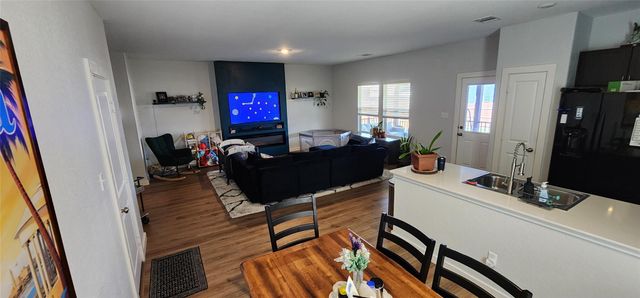 209 Standing Rock Ln LN, Marble Falls, TX 78654