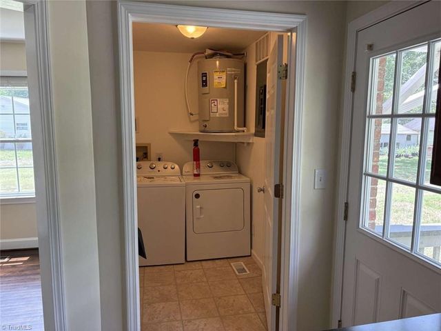 206 Grover Street, Winston-salem, NC 27101