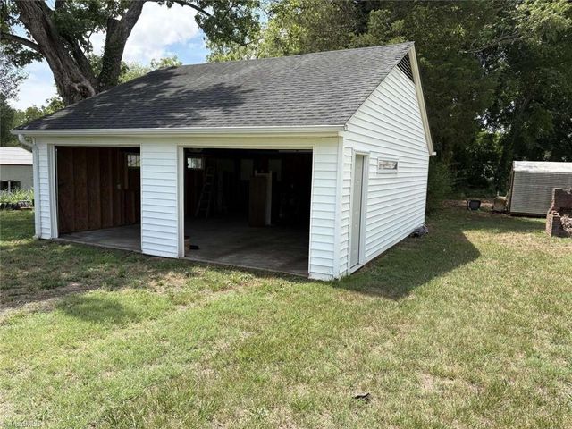 206 Grover Street, Winston-salem, NC 27101