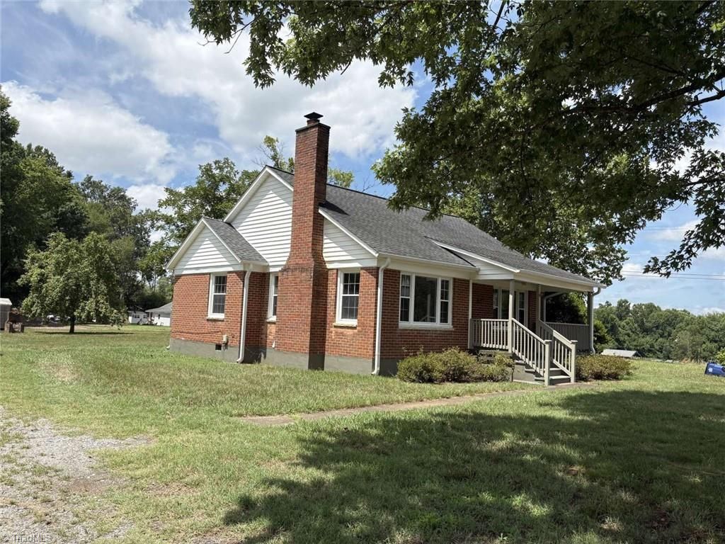 206 Grover Street, Winston-salem, NC 27101