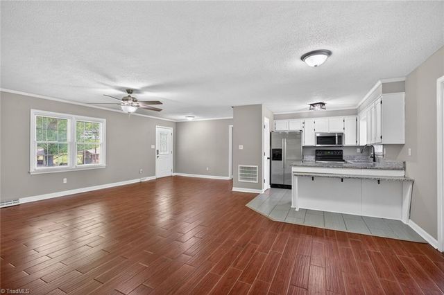 166 Roberts Road, Eden, NC 27288