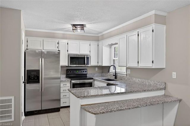 166 Roberts Road, Eden, NC 27288
