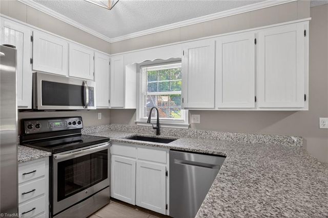 166 Roberts Road, Eden, NC 27288