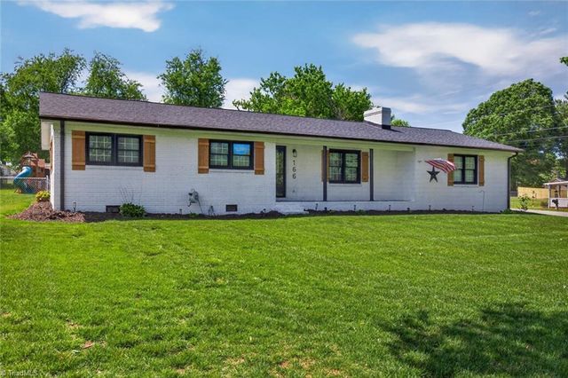 166 Roberts Road, Eden, NC 27288