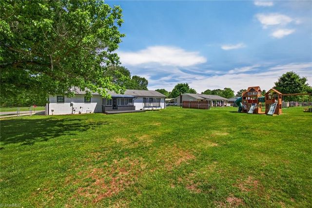 166 Roberts Road, Eden, NC 27288