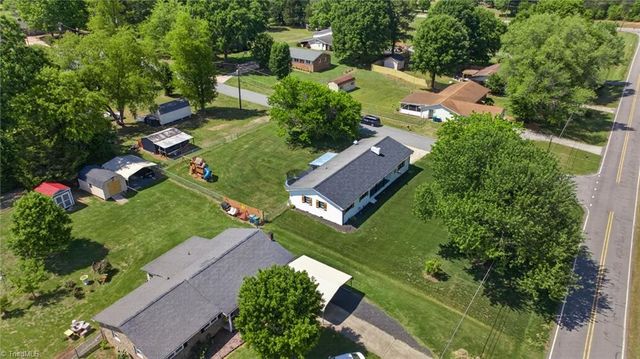 166 Roberts Road, Eden, NC 27288