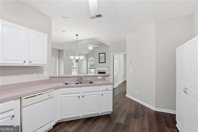 3703 Villa Springs Circle, Powder Springs, GA 30127