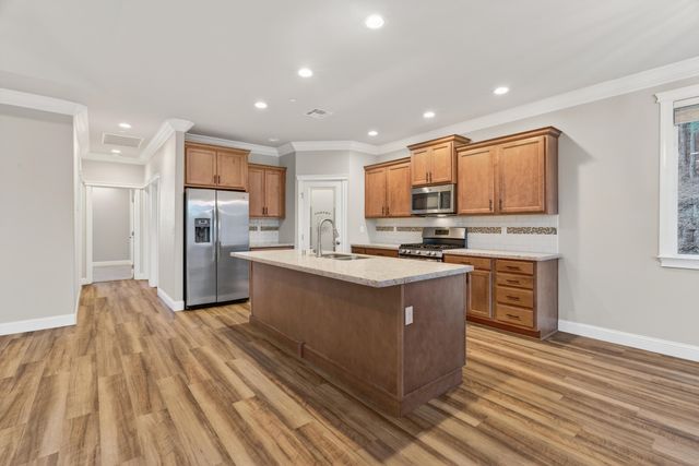 4585 Risstay Way, Shasta Lake, CA 96019