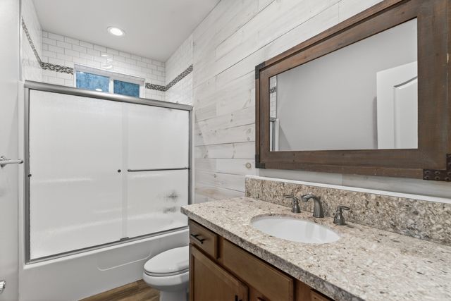 4585 Risstay Way, Shasta Lake, CA 96019