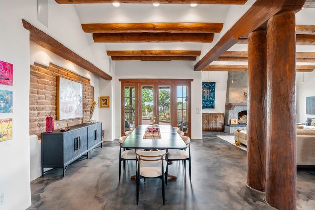 148 Barranca Road, Santa Fe, NM 87501