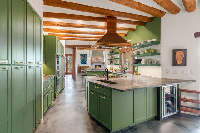 148 Barranca Road, Santa Fe, NM 87501