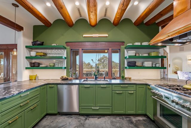 148 Barranca Road, Santa Fe, NM 87501