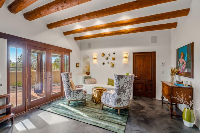 148 Barranca Road, Santa Fe, NM 87501