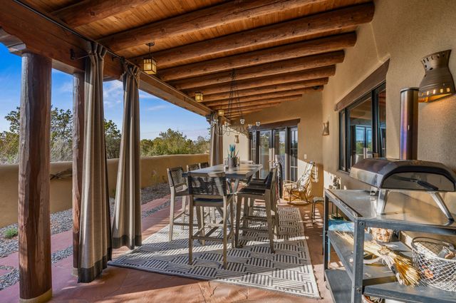 148 Barranca Road, Santa Fe, NM 87501
