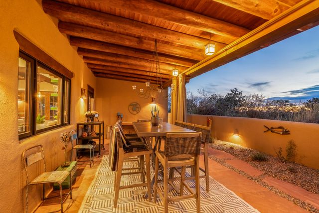 148 Barranca Road, Santa Fe, NM 87501
